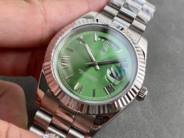 激安ロレックス背面デザイン